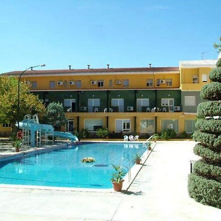 Hotel Río Piscina Priego de Córdoba Exterior foto